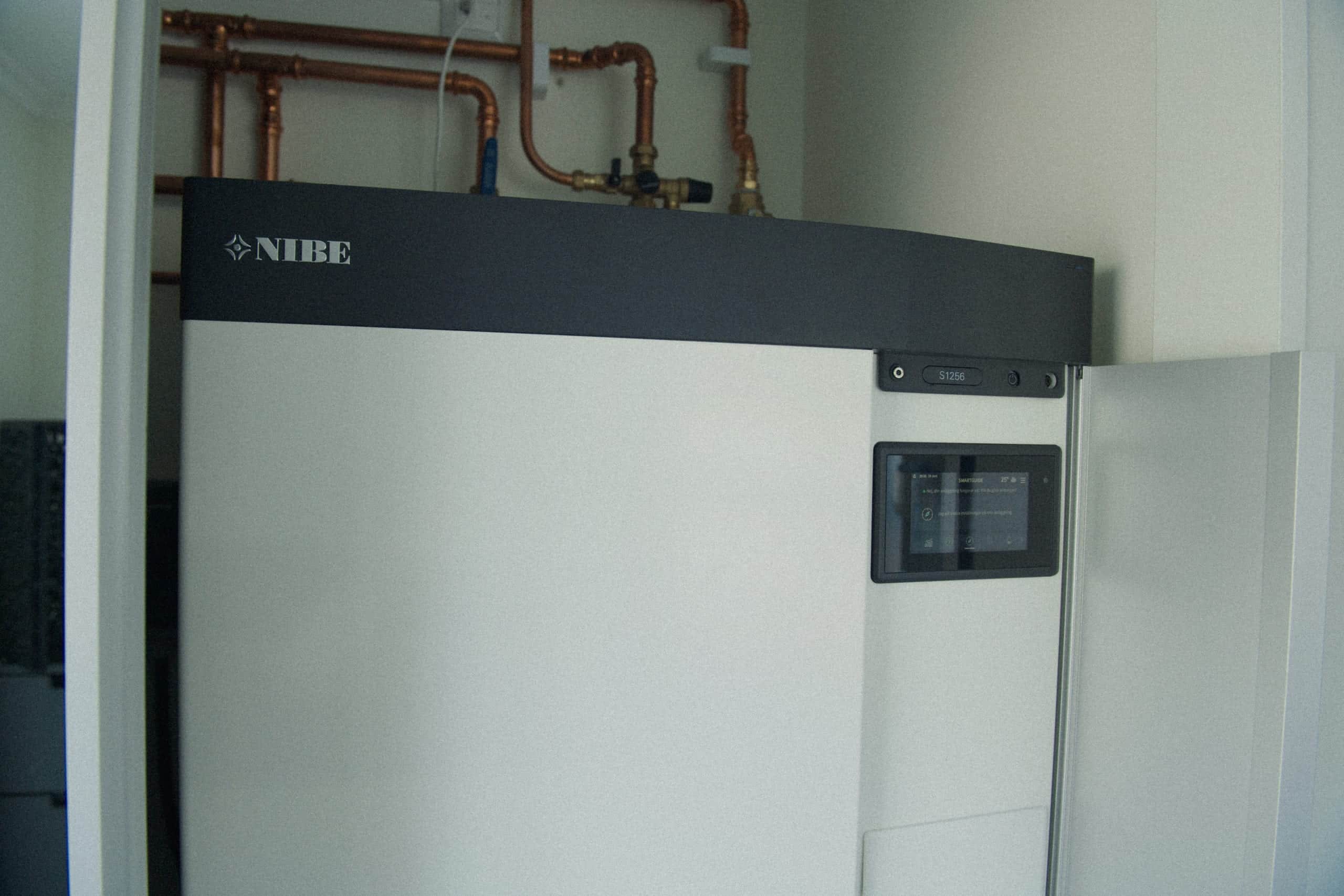 Heat pump installed by Elvy in a house